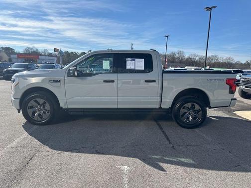 2024 Ford F-150 Lightning XLT