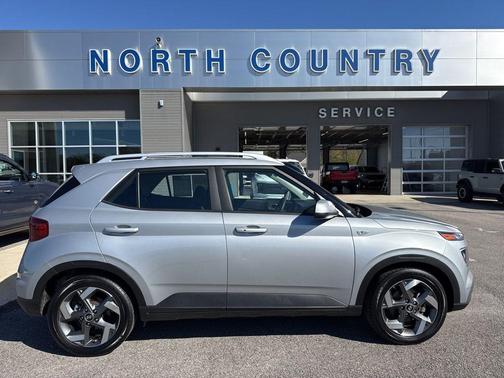 2021 Hyundai VENUE SEL