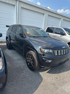 2020 Jeep Grand Cherokee Altitude