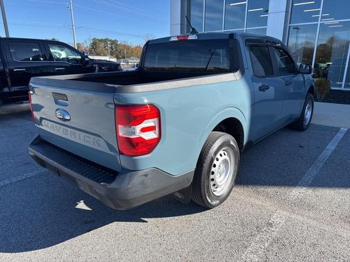 2022 Ford Maverick XL