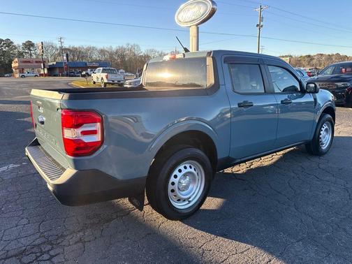 2022 Ford Maverick XL