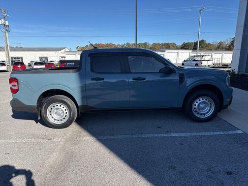 2022 Ford Maverick XL