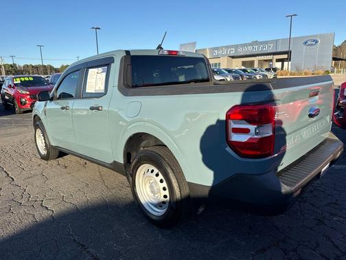 2022 Ford Maverick XL