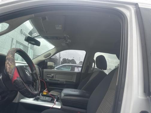 2012 RAM 1500 SLT