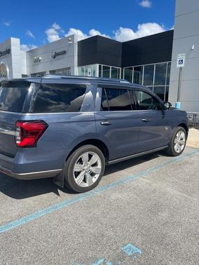 2022 Ford Expedition King Ranch