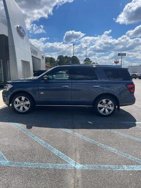 2022 Ford Expedition King Ranch
