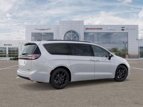 2026 Chrysler Pacifica Limited