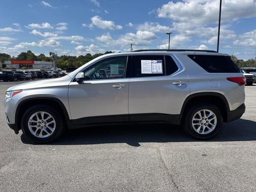 2020 Chevrolet Traverse LT Cloth