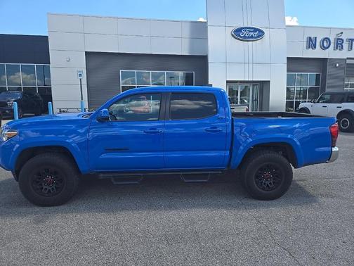 2020 Toyota Tacoma 