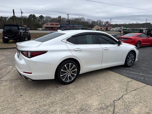 2021 Lexus ES 350 Base