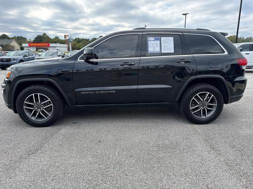 2020 Jeep Grand Cherokee Laredo E