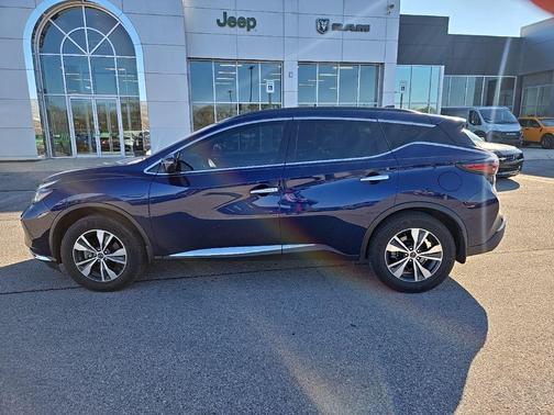 2023 Nissan Murano SV