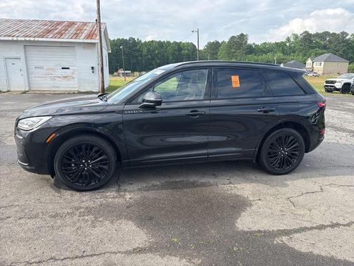 Black Metallic 2023 Lincoln Corsair Reserve