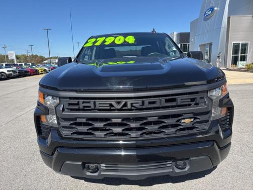 2022 Chevrolet Silverado 1500 Custom