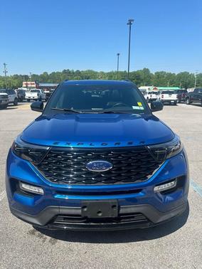 Blue Metallic 2022 Ford Explorer ST-Line