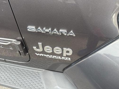 Granite Crystal Clearcoat Metallic 2021 Jeep Wrangler Unlimited Sahara