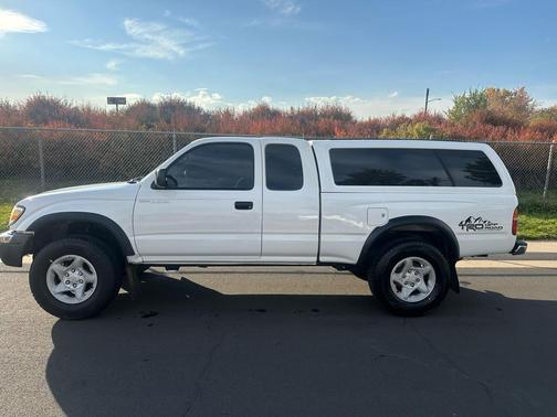 2000 Toyota Tacoma Xtracab