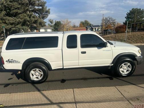 2000 Toyota Tacoma Xtracab