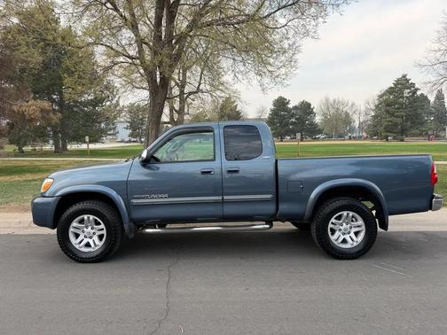 Blue 2006 Toyota Tundra SR5 AccessCab