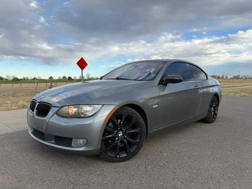 Space Gray Metallic 2009 BMW 328 xDrive
