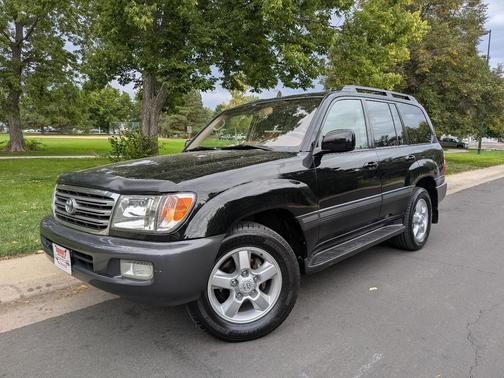 2005 Toyota Land Cruiser Base