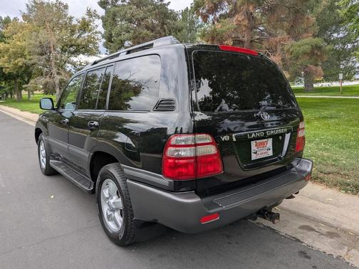 2005 Toyota Land Cruiser Base
