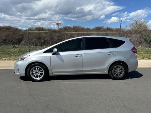 2017 Toyota Prius v Three