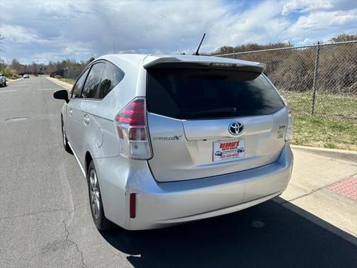 2017 Toyota Prius v Three