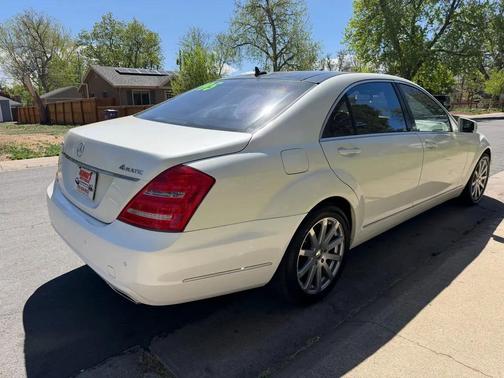 Diamond White Metallic 2011 Mercedes-Benz S-Class 4MATIC