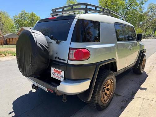 Titanium Metallic 2007 Toyota FJ Cruiser Base