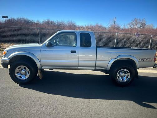 2001 Toyota Tacoma Xtracab