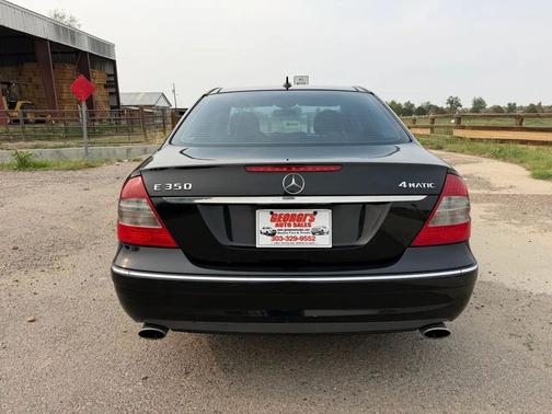 Black 2009 Mercedes-Benz E-Class E350 4MATIC Sedan