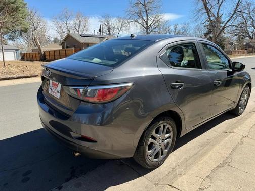 Gray 2019 Toyota Yaris Sedan XLE