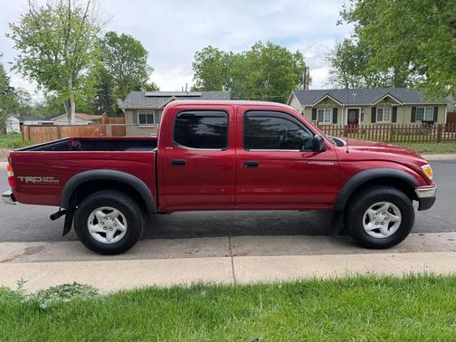 Maroon 2004 Toyota Tacoma Double Cab