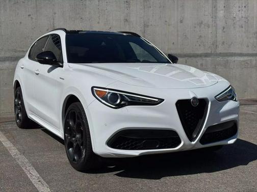 2022 Alfa Romeo Stelvio Ti