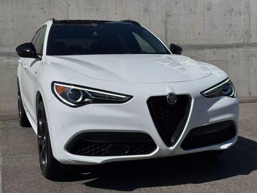 2022 Alfa Romeo Stelvio Ti