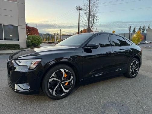 2022 Audi e-tron Sportback S line Premium Plus