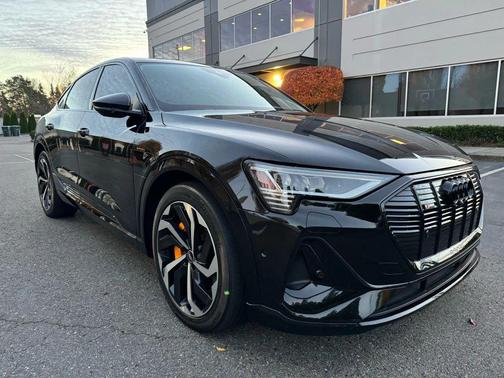 2022 Audi e-tron Sportback S line Premium Plus
