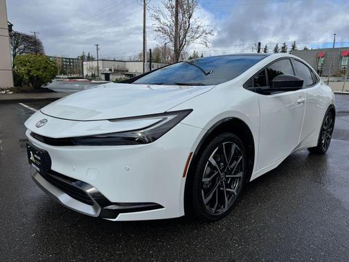 2024 Toyota Prius Prime XSE