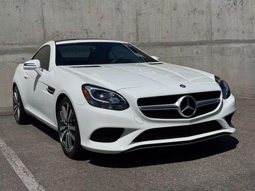 2017 Mercedes-Benz SLC 300 SLC 300 Roadster 2D