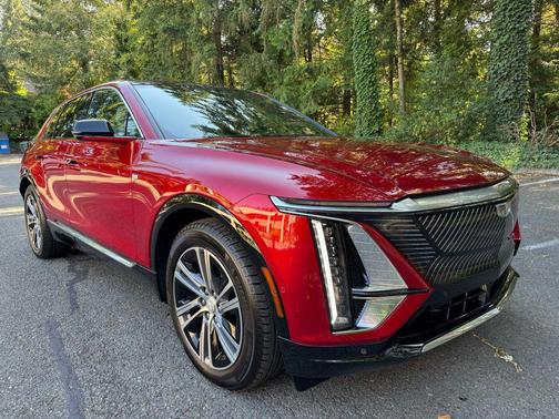 2024 Cadillac LYRIQ Sport