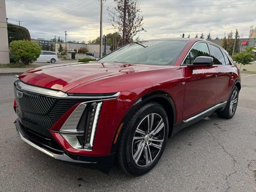 2024 Cadillac LYRIQ Sport