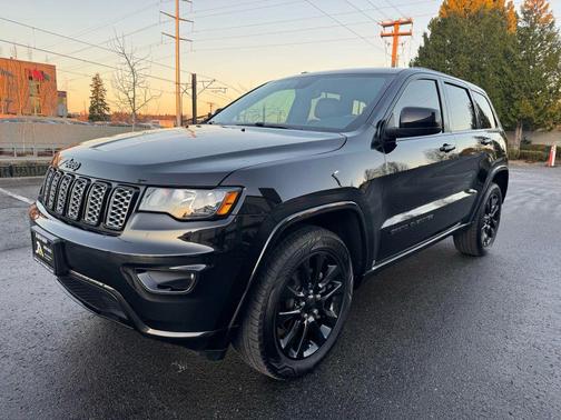 2019 Jeep Grand Cherokee Altitude