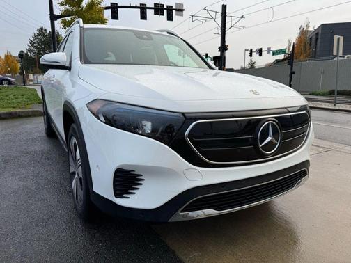 2023 Mercedes-Benz EQB 300 4MATIC