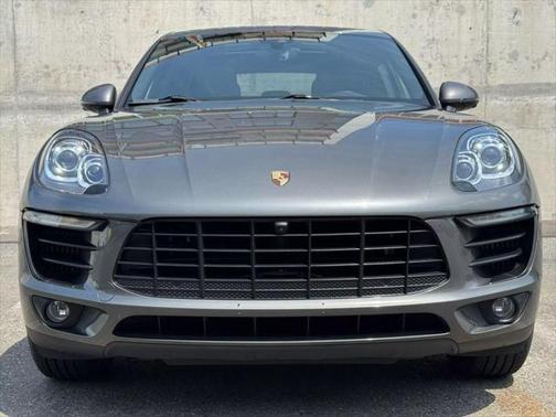 2018 Porsche Macan Base