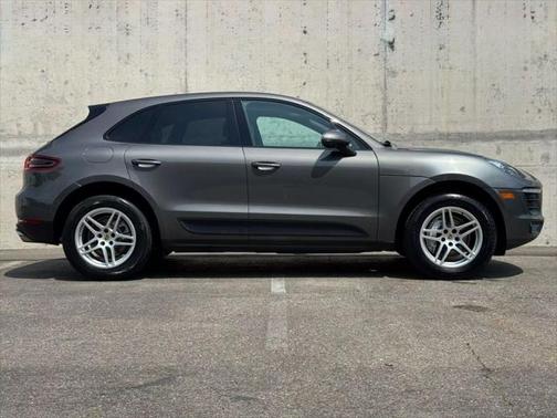 2018 Porsche Macan Base