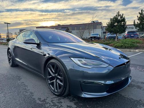 2022 Tesla Model S Long Range