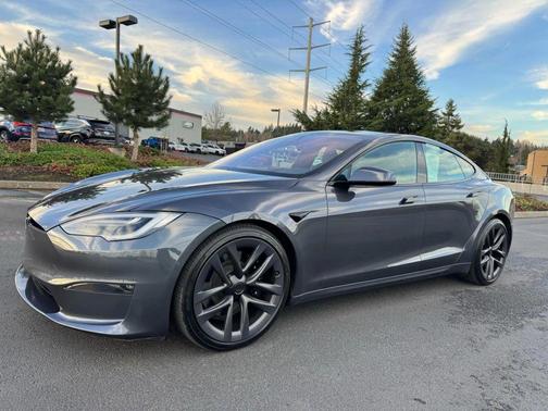 2022 Tesla Model S Long Range