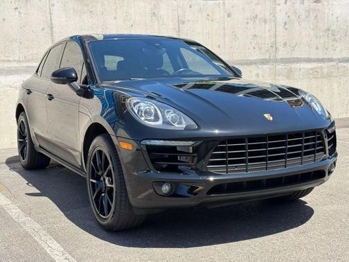 2018 Porsche Macan Sport Edition