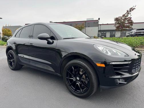 2018 Porsche Macan Sport Edition
